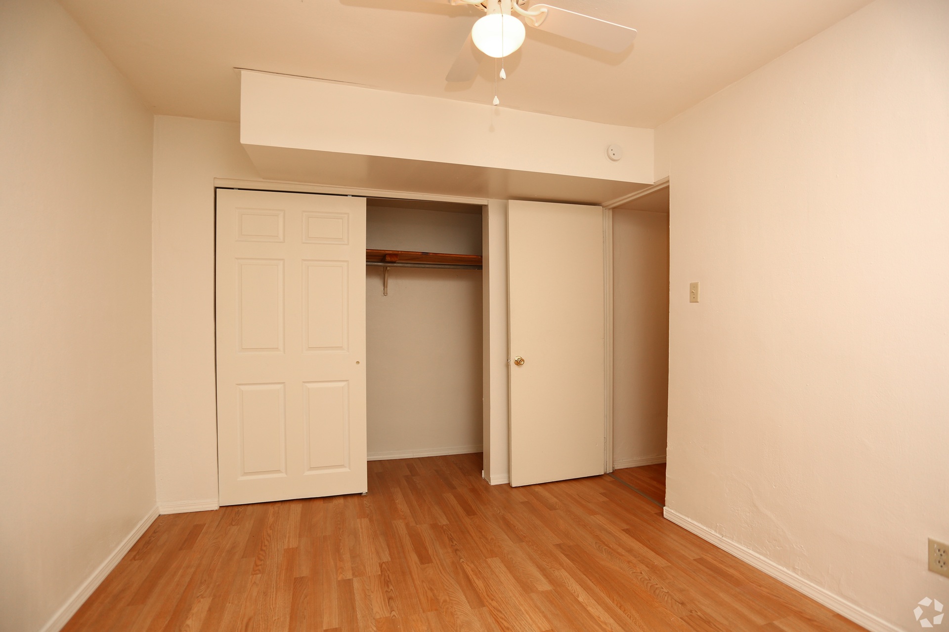 Springwood Apartments master bedroom in Saint Louis, MO